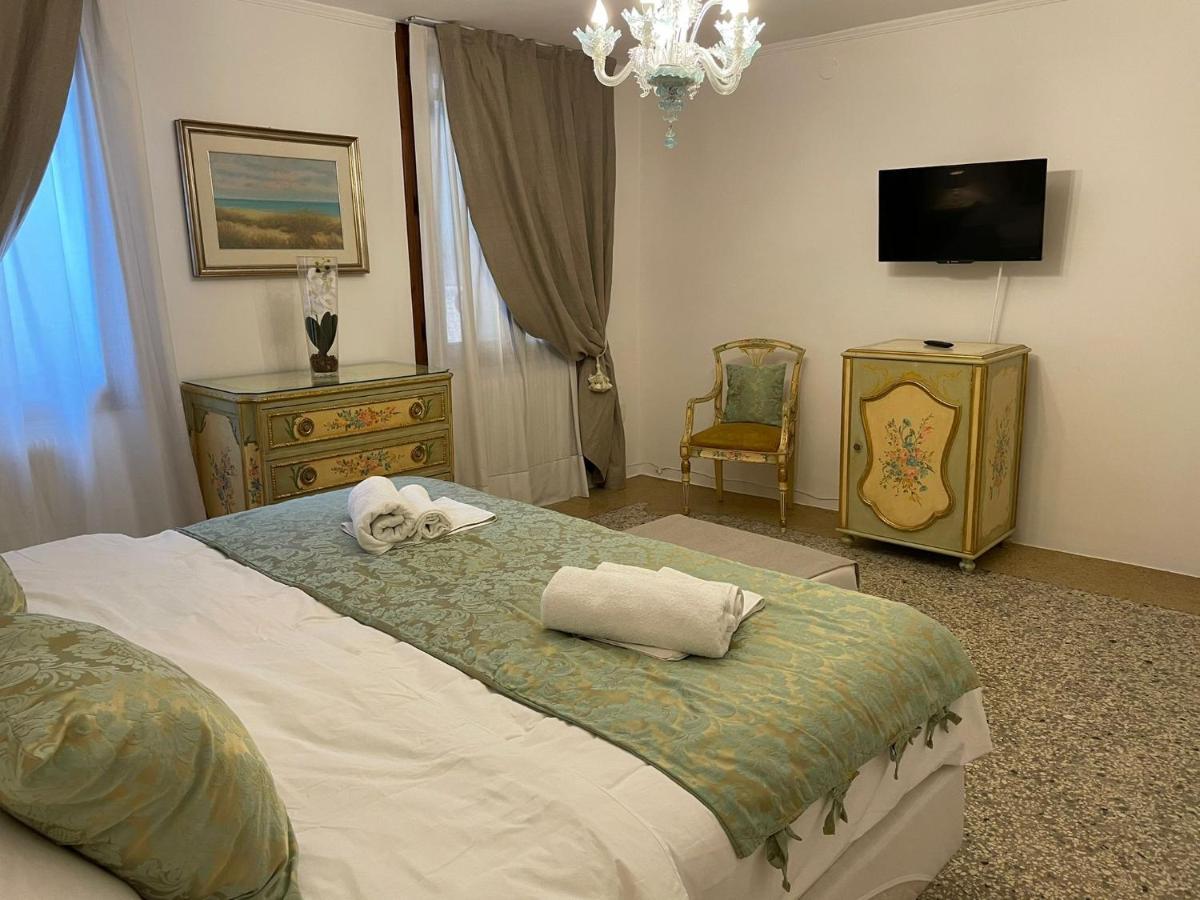 Canal Riva De Biasio Венеция Екстериор снимка